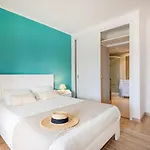 Balaia 3br Sunny Terrace Apartment